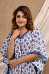 Kaftan-Blue Flowers
